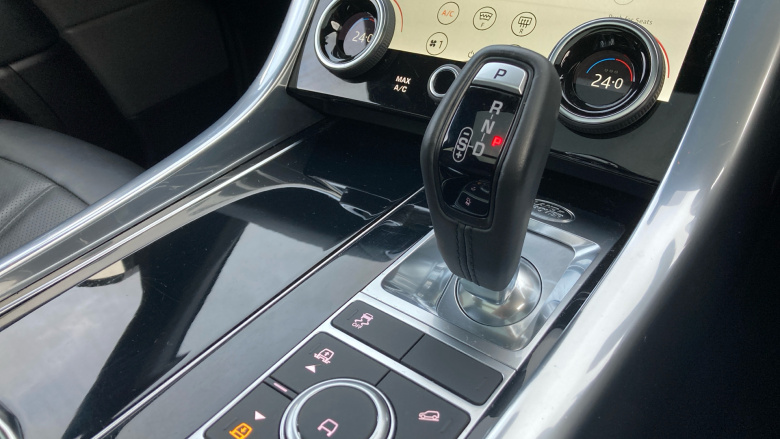 Land Rover Range Rover Sport 3.0 D300 HSE Silver 5dr Auto Diesel Estate